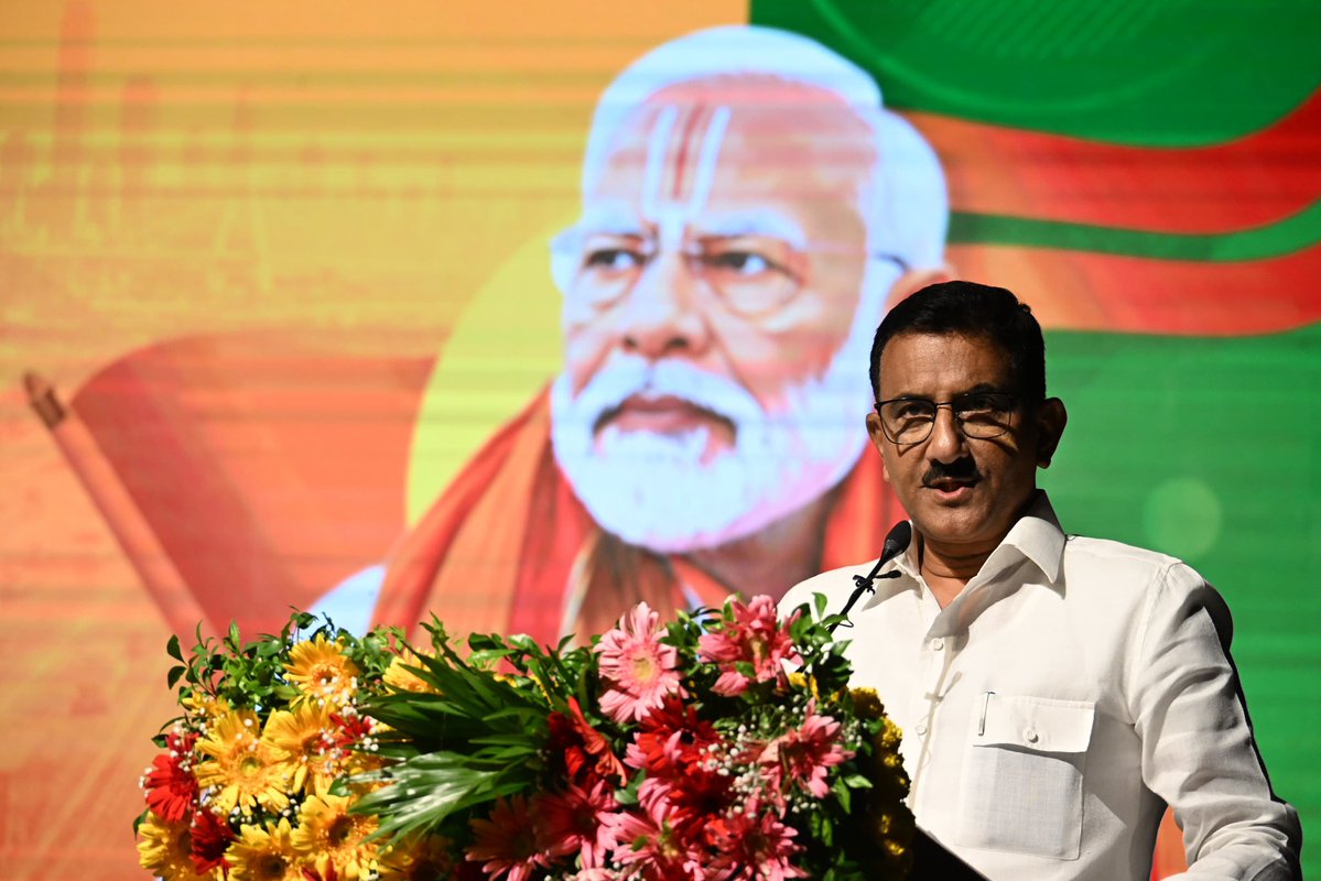 Sunil Rane (Modi Ka Parivar) tweet media