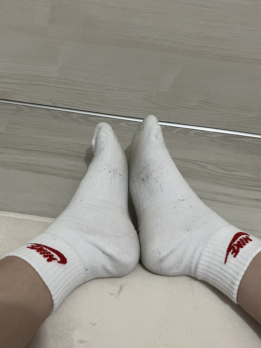 socks_oilm's tweet photo. 最近のお気に入りソックス

#靴下 #白靴下 #靴下フェチ #ソックスフェチ https://t.co/45hBBxJR0g