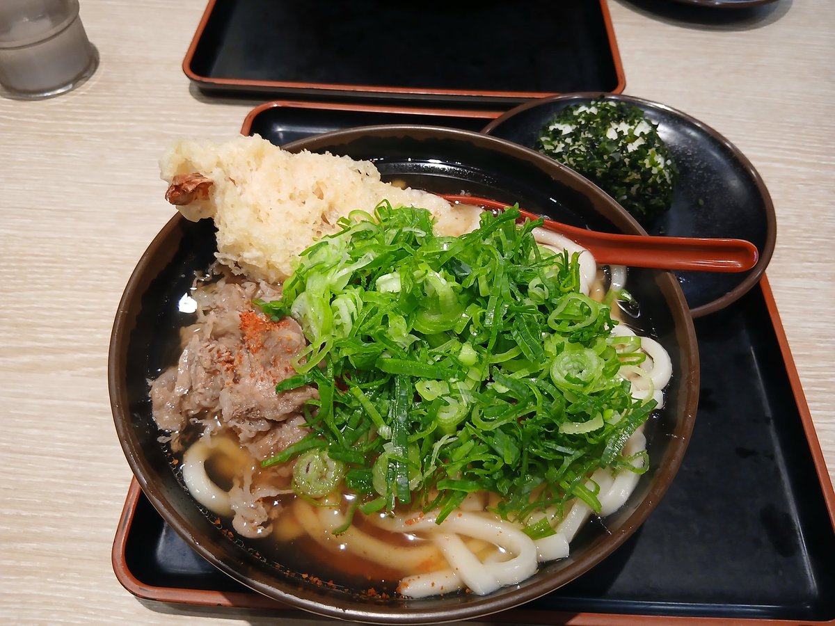 KimKenja's tweet photo. 今夜はジョージムラーツ聴いて寝る。昼間は肉天うどんの大盛で幸せ。 https://t.co/jiq2Z5XVww