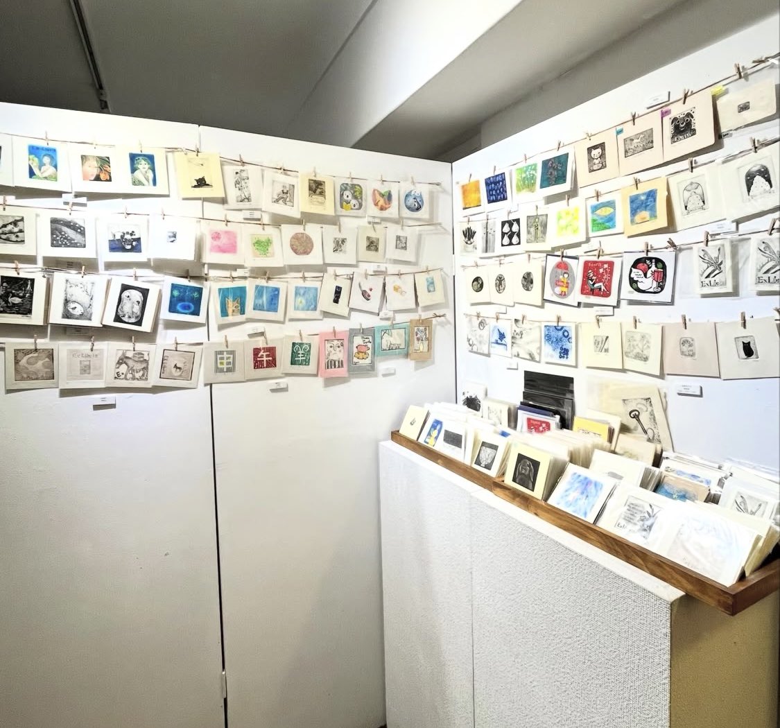 とものかよこ 銅版画 tweet media