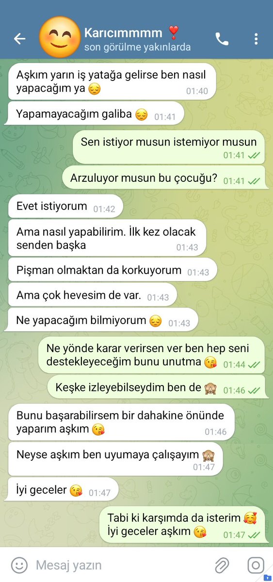 Texting_Cockold Çiftler tweet media