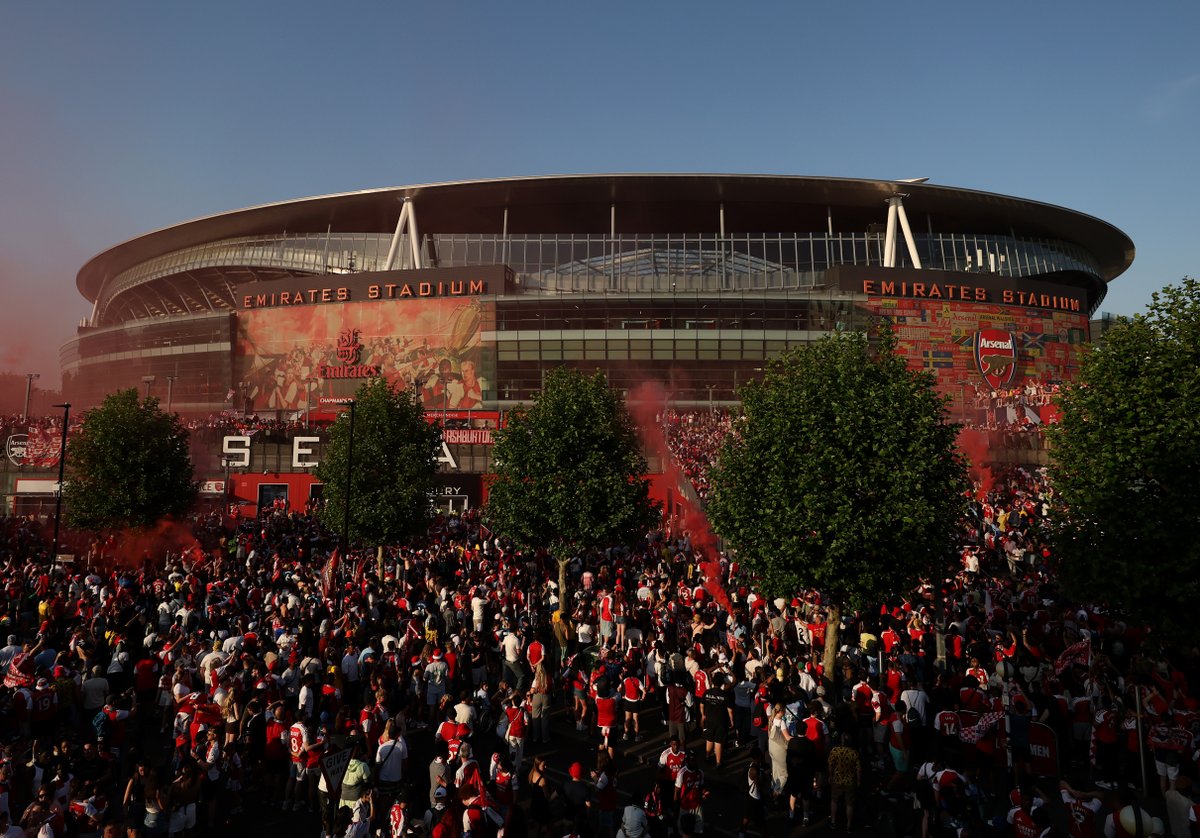 Premier League tweet media