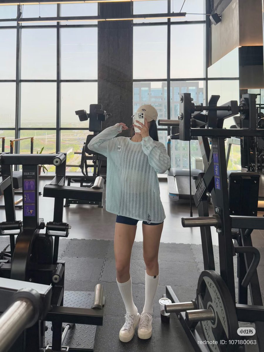 smtcals's tweet photo. 165cm  ~  50kg https://t.co/i7bRCJENW4