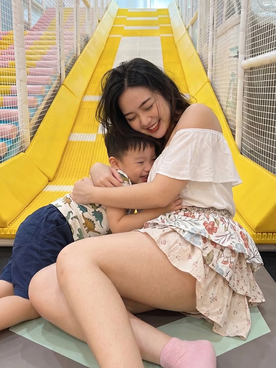 人妻少妇 tweet media
