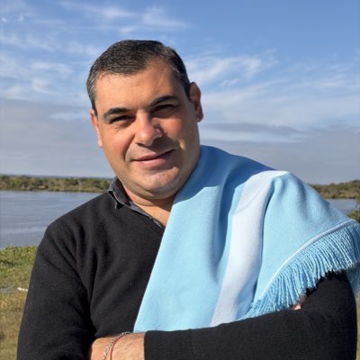 ivanfaisalcanto's tweet photo. #NuevaFotoDePerfil https://t.co/TLQyShZ6Xs