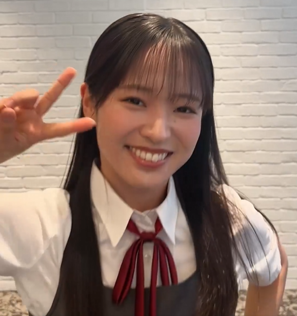 Xeraeulius's tweet photo. Yes Saku-chan 🪼 ~ we all see your vision as well!✌️
#大熊和奏 🐻-chan, just like you, are definitely the Masters of being a charmer 😂💯❗️

Camera Crew was not ready! They got mauled by 🐻 at the end of the clip 💓
 
#Liella
#AiScReam NEXT CARD ~ Last Song Syndrome🪩😂 https://t.co/64BBMFtkR0