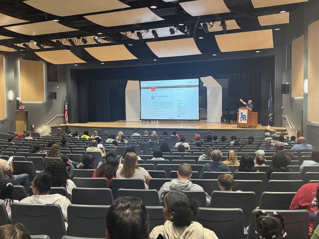 IndianRiverMid1's tweet photo. Mr. Jordan recently hosted an Athletic Interest Meeting for our rising Braves! As we prepare for next school year, please make sure your student is registered in Arbiter so they are eligible and ready for upcoming tryouts. https://t.co/N88H2RSuDa