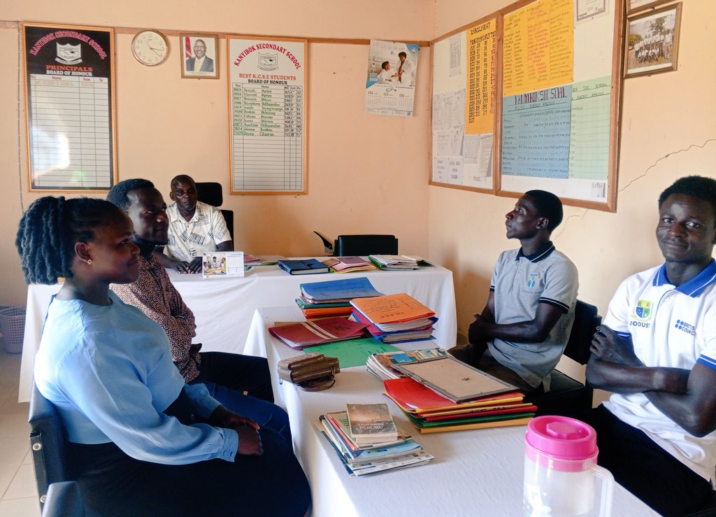 RHARK7's tweet photo. Did a follow-up visit to the Kanyibok Sec School to plan #mentorship sessions on #lifeskills #CSE. Being close to the beaches,learners face challenges such as schooldropout,teen pregnancies,drug abuse,new infections.
We aim to empower/guide them towards personal growth&amp; academics https://t.co/Ldg9PezTKG