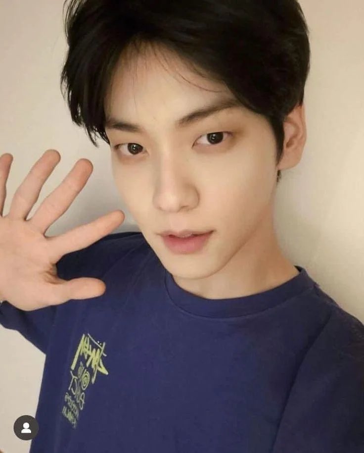 ॐ tweet media