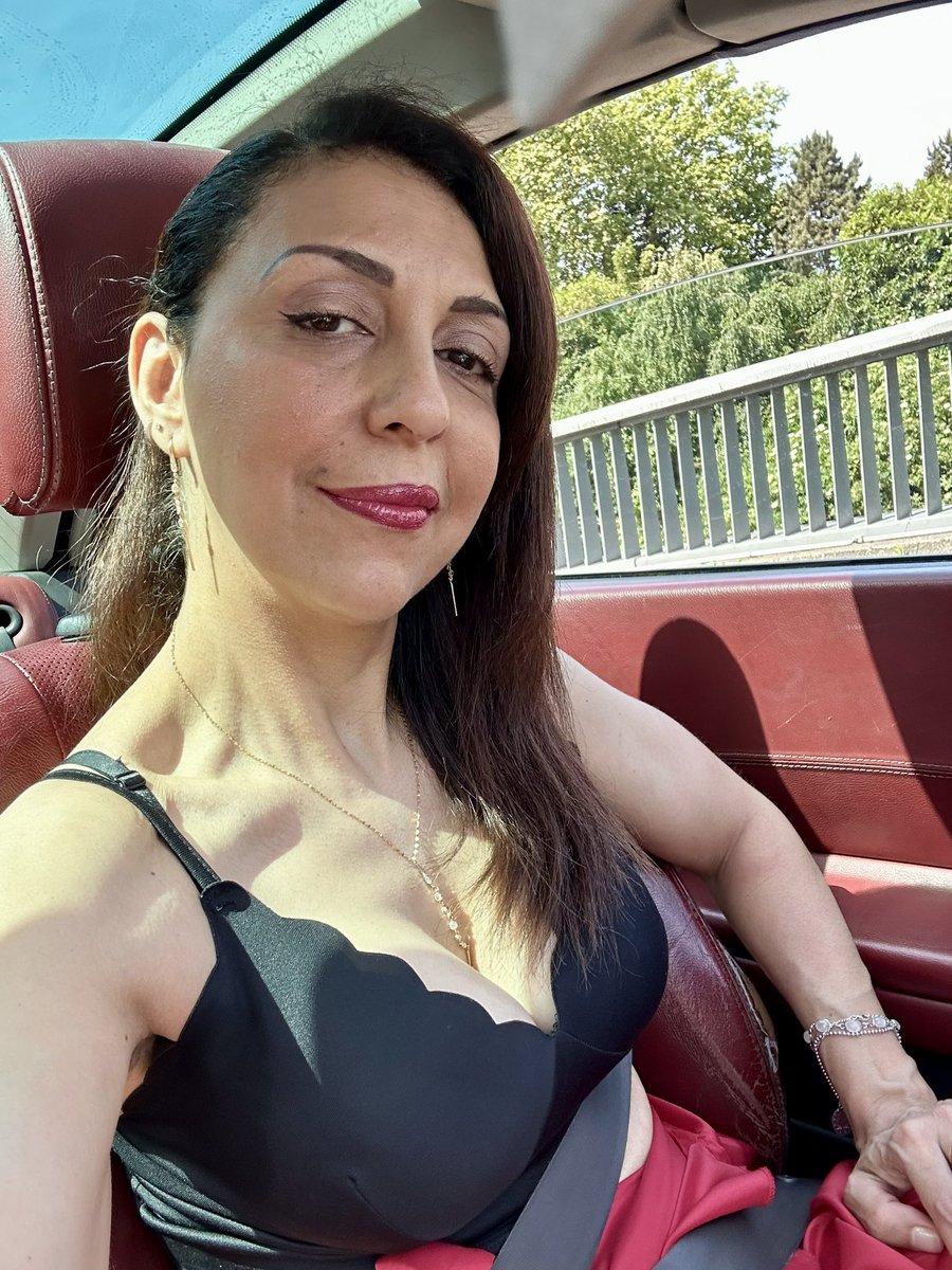 Henda Ayari tweet media