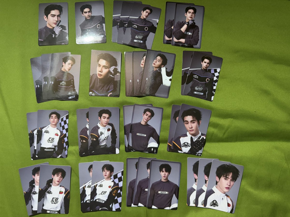 dsthas's tweet photo. ขายการ์ด 
ใบละ 20 ทุกใบ 
ค่าส่ง +50 บาท 

#LOLFanfest2026 #ตลาดนัดgmmtv https://t.co/rxJiJpe4cW