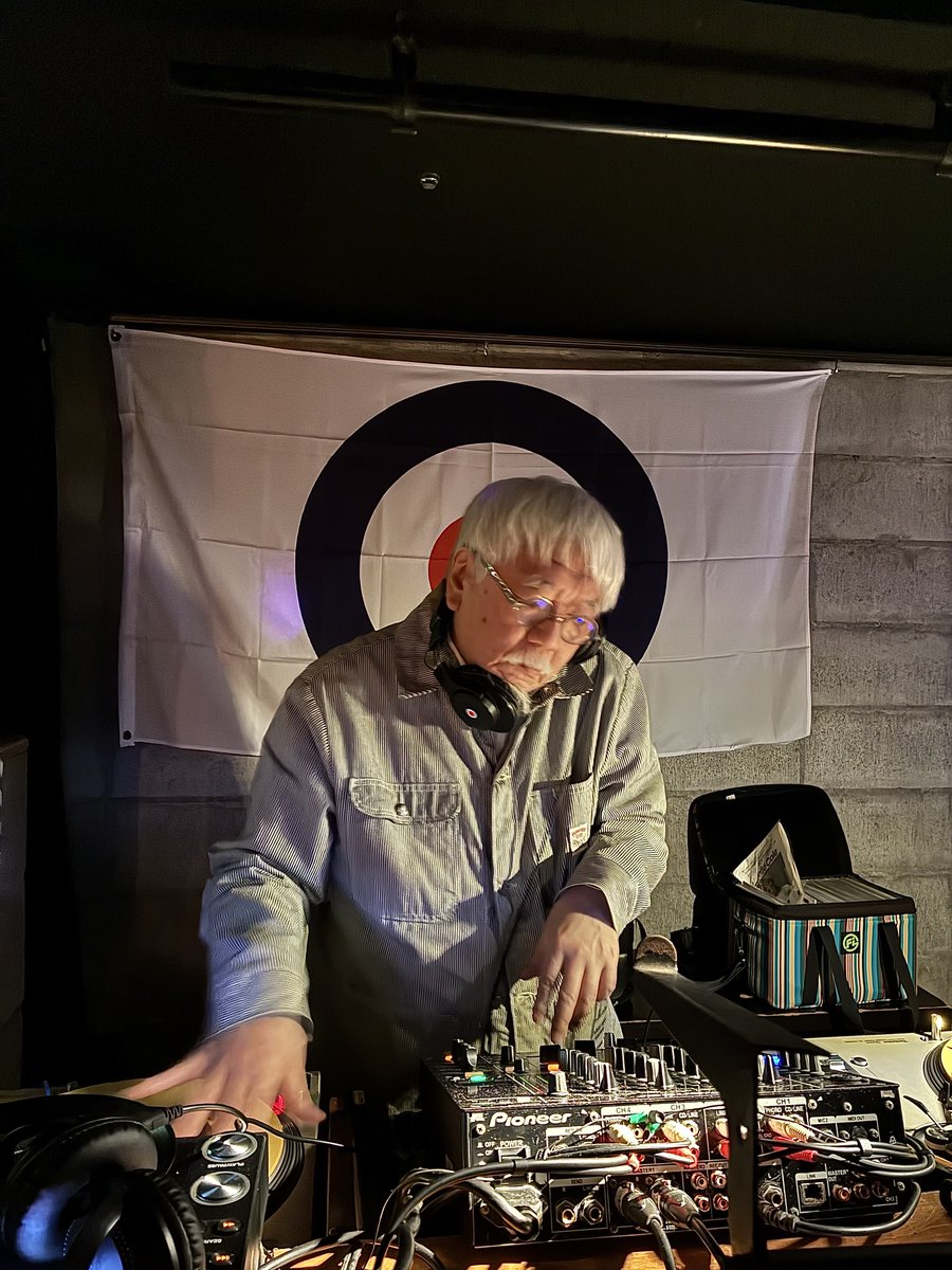 KazunariTheMod's tweet photo. MODS MAYDAY NAGOYA 2026
14年ぶりに名古屋モッズメイデイに小西康陽さん降臨。 https://t.co/1cgTHQlfwA