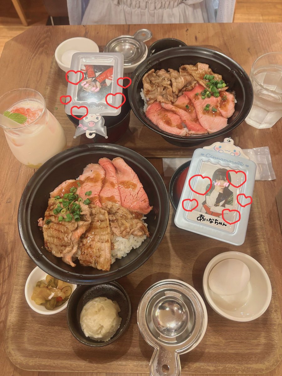 ainachan_love's tweet photo. アイナちゃん❣️
ローストビーフ丼だよ❣️

アイニャと初ご飯だったけど、めーーーーっちゃ楽しかった！！！！！
あと、かわいい。しか出てこない。🎀 https://t.co/d4Lq6mTLg3