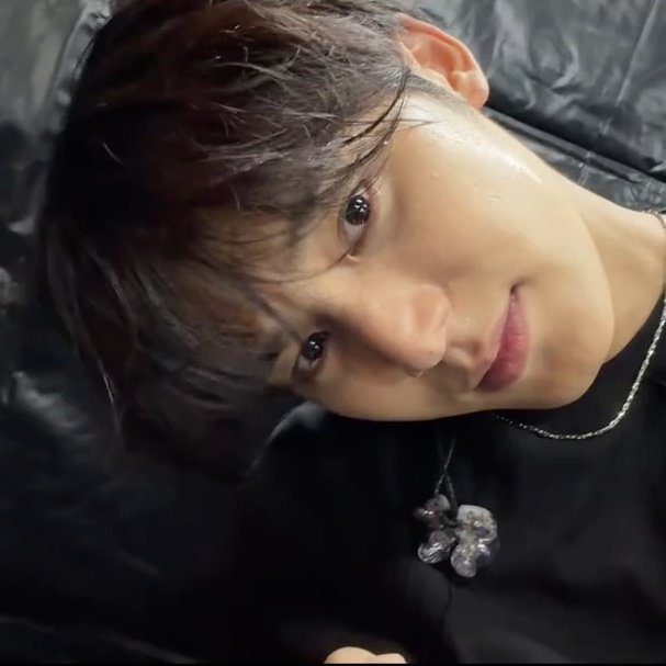 mingyu pics tweet media