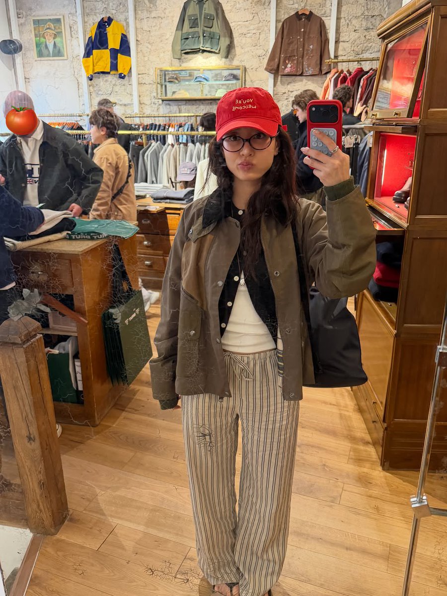 지효 tweet media