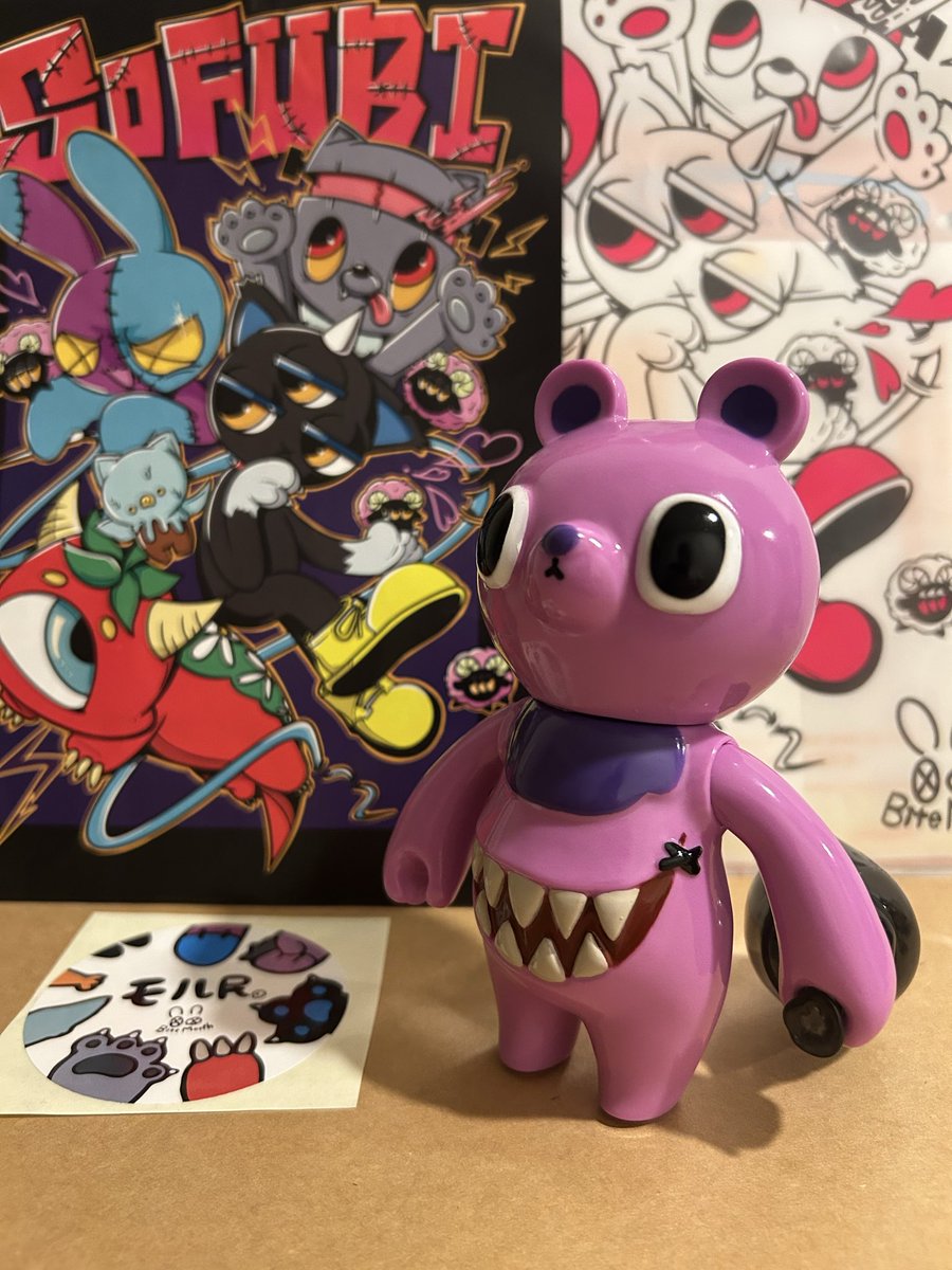 401Syosyo's tweet photo. デザフェス戦利品
みんみんさんのBobiをお迎えしました。
これは抽選ハズレてずっと欲しかったものです。サインも頂きありがとうございました。袋の中身何か聞くの忘れました🤭
@bitemorph
#みんみん
#Bobi https://t.co/qnqfT4N75X