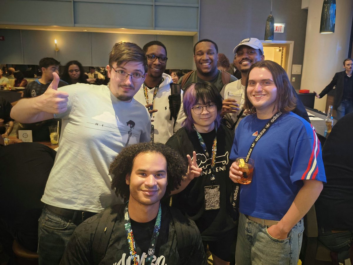 alex tweet media