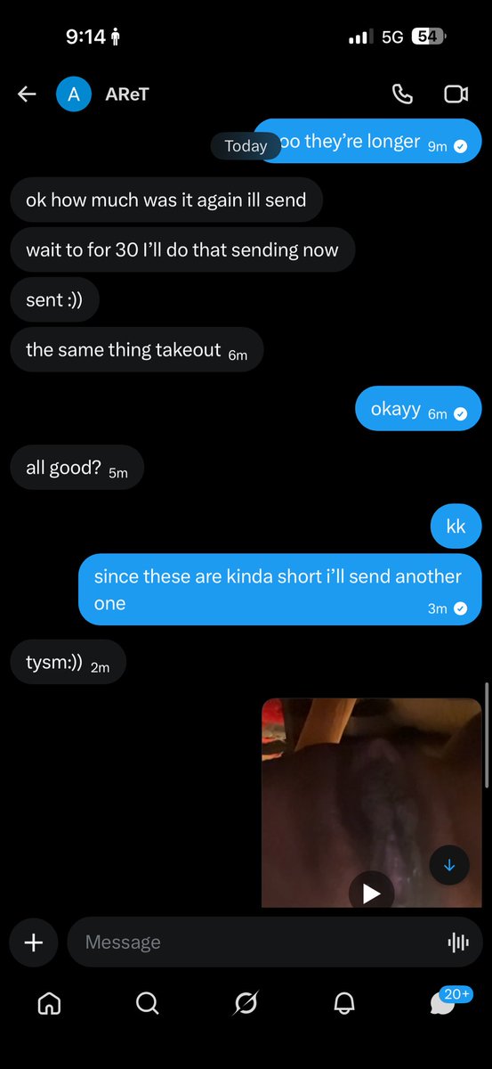 Lexii tweet media