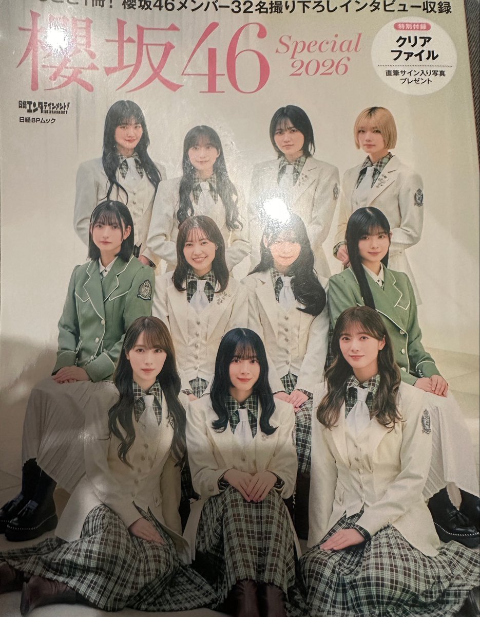 六 tweet media