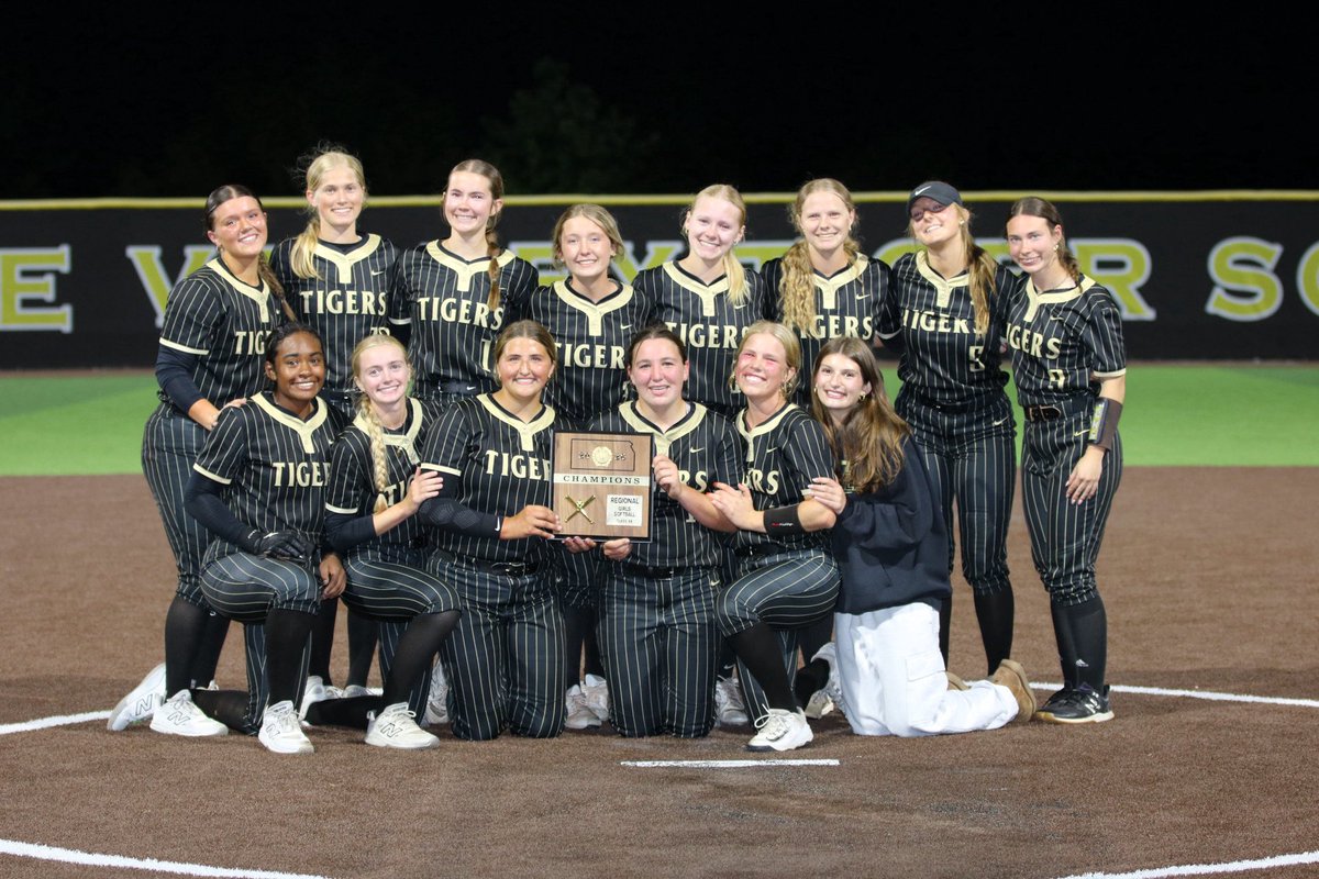 SheaSplitt2026's tweet photo. ONE SLEEP TILL STATE!!
So beyond proud of the fight we showed in regionals and even more excited to get back at it tomorrow. Wouldn’t want to finish my high school career with any other team, ROLL TIGS!!
Tuesday, May 26th in Emporia @ 1pm vs Topeka High https://t.co/zcTbrW2mcv
