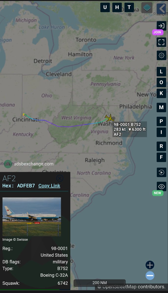 Borrowed7Time's tweet photo. USAF C-32A 98-0001 #ADFEB7 as AF2 en route from Cincinnati to JB Andrews with VPOTUS on board.
@sipjack1776 @LadyAstroJet https://t.co/6sGWxY9aFX
