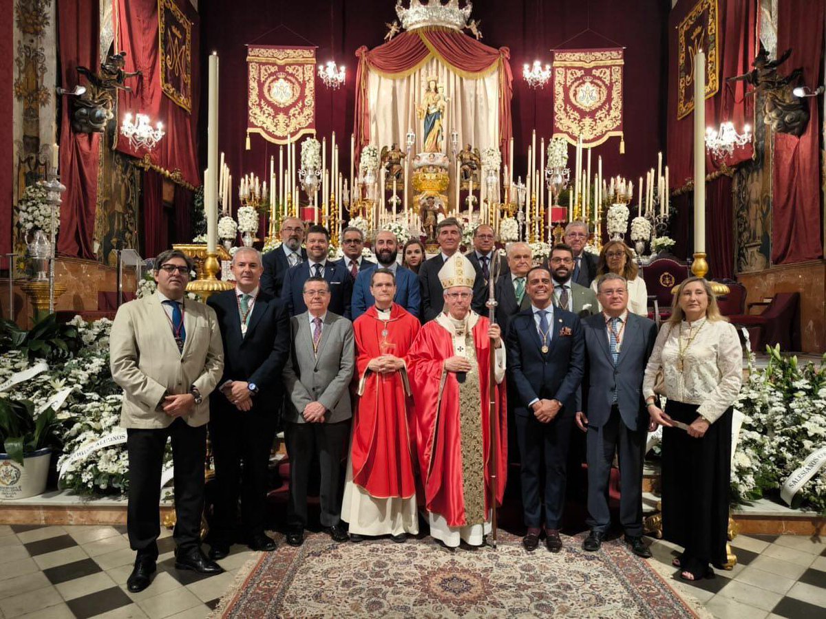 Hermandad de la Macarena tweet media