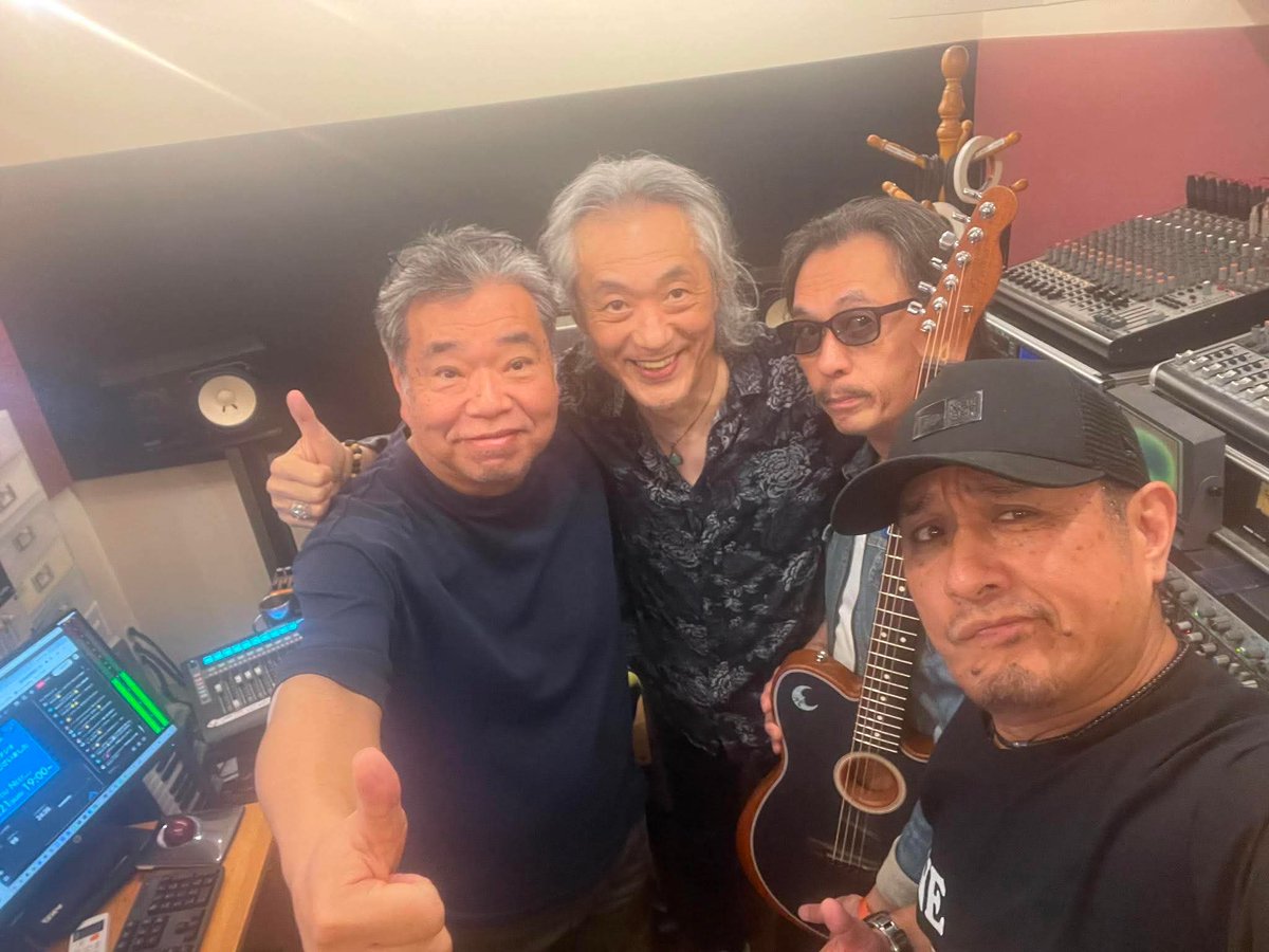 JKinop's tweet photo. ゆうべもたくさんのご視聴、コメント書き込み、ありがとうございました！
次回配信は、6/21(日) 7pmより。
ぜひまたお目にれますように♪

アーカイブもごらんいただけます✌️
★無料アーカイブリンク
https://t.co/TzXds7Haox

☆応援チケット (投げ銭) リンク
https://t.co/eBP32fSCOm
サポート感謝❤️ https://t.co/z6drmGxdKo