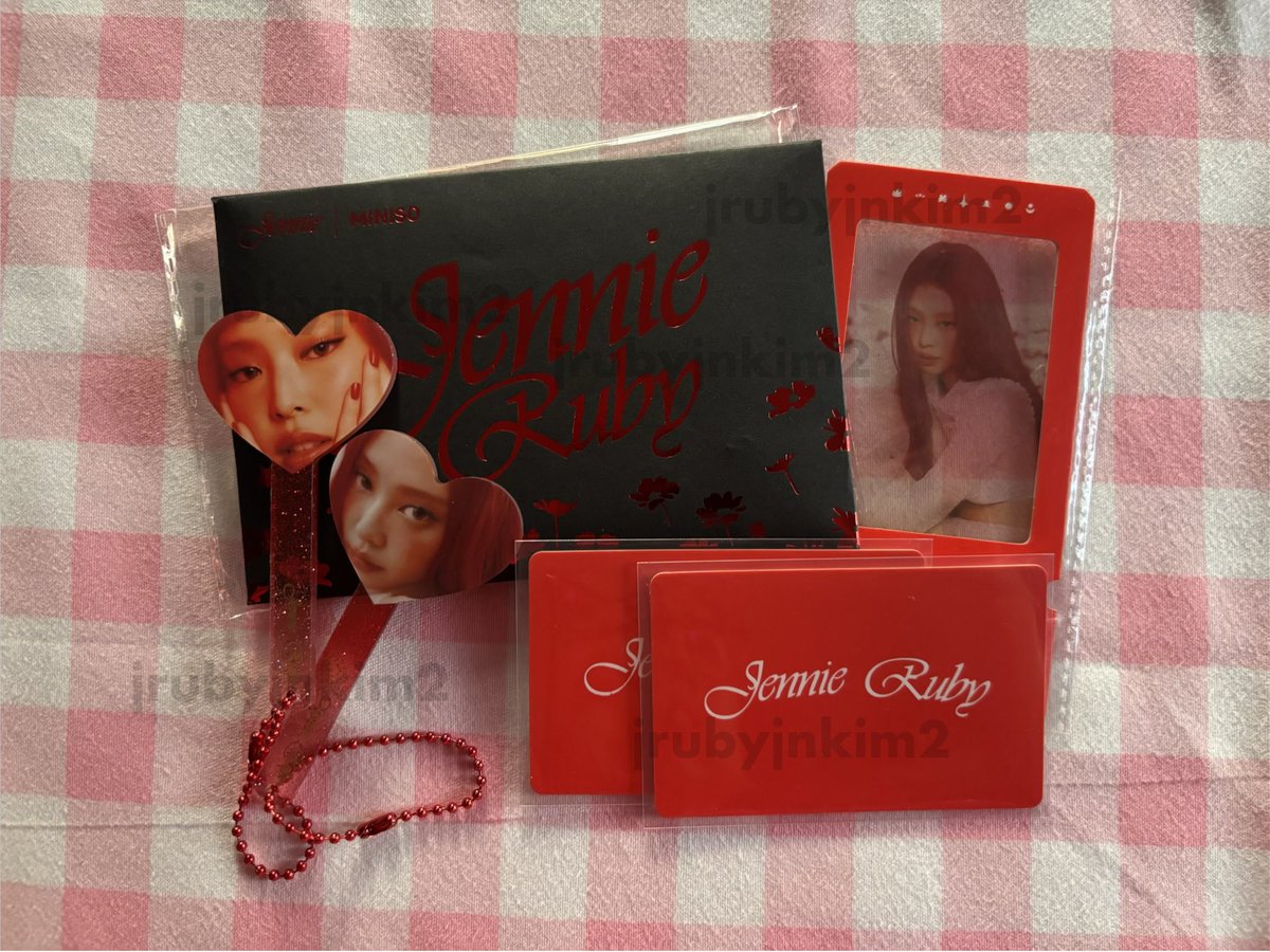 jrubyjnkim2's tweet photo. wts lfb onhand

jennie x miniso photocard set inclusions - ₱200

— payo / dop with nrdp
— x sensi, impatient!

t. jisoo lisa rosé blackpink ruby https://t.co/fzipggJfG4
