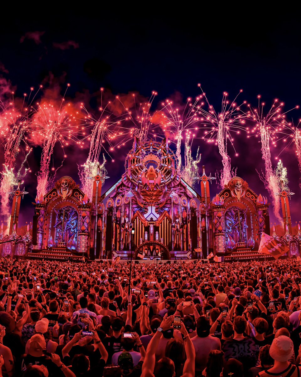 Festseasonmedia's tweet photo. A month until Defqon.1 ⚔️

(📸 via @Q_dance) https://t.co/ZQpAJtaW4W