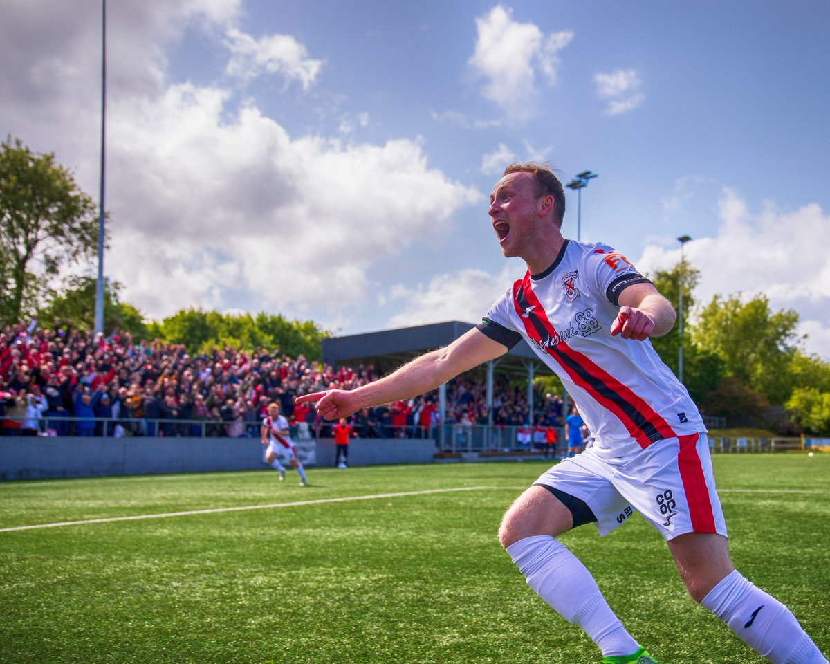 clydebankfc's tweet photo. 📸 A day (and night!) of celebrations.

Let's see your memories from this time last year 👇🏻 https://t.co/8uuEBTzKSX