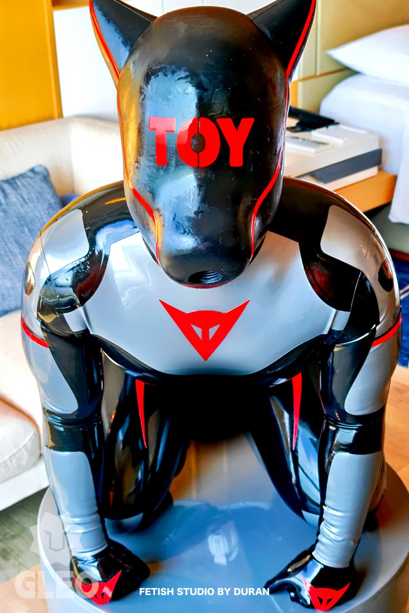 GLEOLatex's tweet photo. 绝对服从...
任��指令...请指示..

@amoysugar 
@Duran_Rubberman 

#GLEOLatex https://t.co/8Z3vJjuSHL