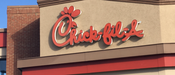 Witness24News's tweet photo. 🇺🇸 A Christian woman is suing a Texas Chick-fil-A after she says she was fired for refusing to work on the Sabbath.

The employee, a member of the United Church of God, says she told the company before being hired that her faith prevents her from working from Friday evening to Saturday evening.

She says Chick-fil-A initially agreed — then later told her to either work Saturdays or take a pay cut.