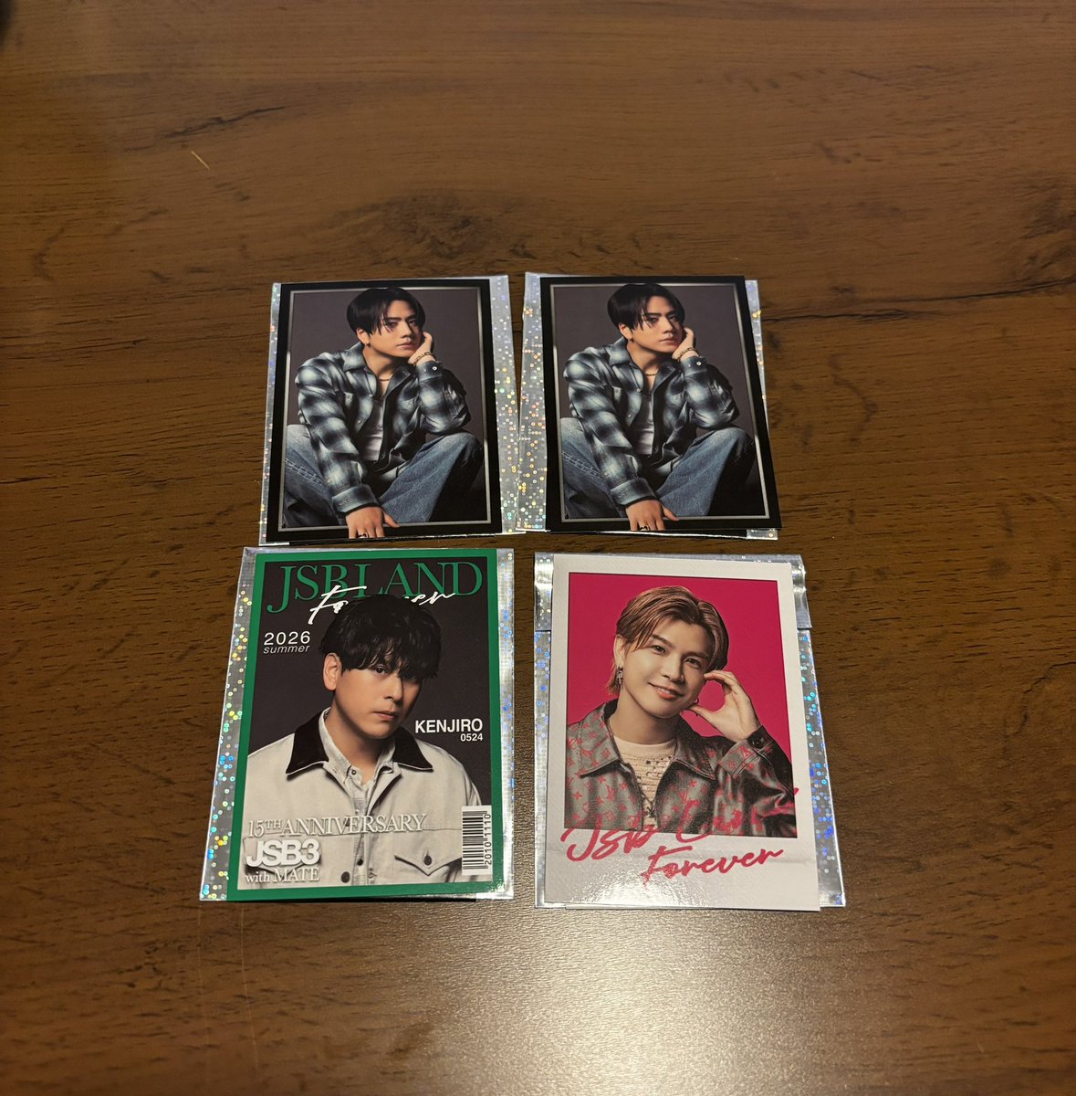 ryu__miya__R's tweet photo. 三代目JSOULBROTHERS
JSB LAND ～FOREVER〜フォトカード

譲 登坂広臣 岩田剛典 山下健二郎

求 今市隆二画像のもの
     岩田シクレは今市シクレのみです

郵送にて交換希望です！
よろしくお願いいたします🙇🏻‍♀️
お気軽にお声掛けください◎ https://t.co/trr6PWL7tr