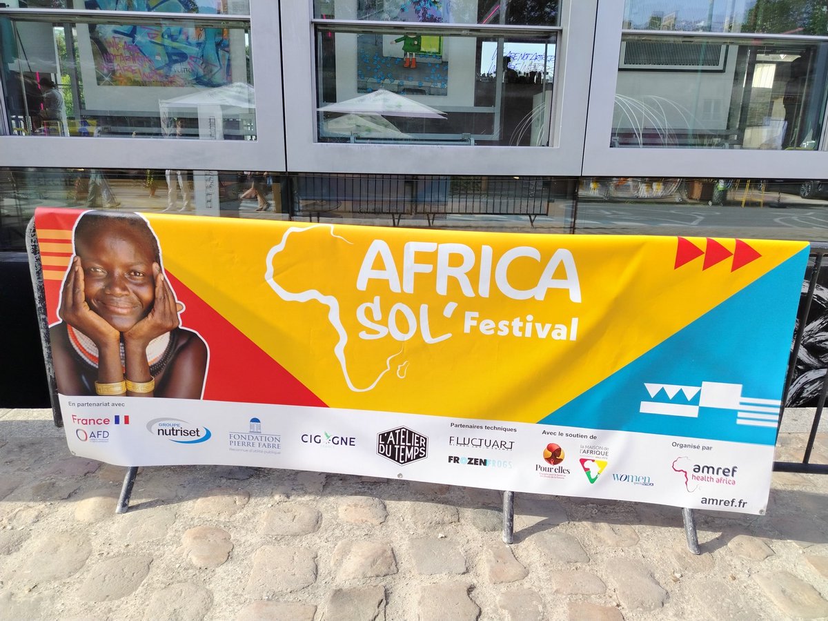 RamaCParis75's tweet photo. @ONU_fr @antonioguterres Très grande réussite de la 1ère édition de AFRICA SOL FESTIVAL #Festivalmulticulturel à encourager bravo aux organisateurs 😍 #Paris
#AfricaSolFestival #Paris7   #Expositions #Afrique #Spectacles #Visite #24Mai2026 #France  #PontAlexandre3 #Portdugroscaillou #Péniche #Fluctuart https://t.co/8M5CsGnUfm