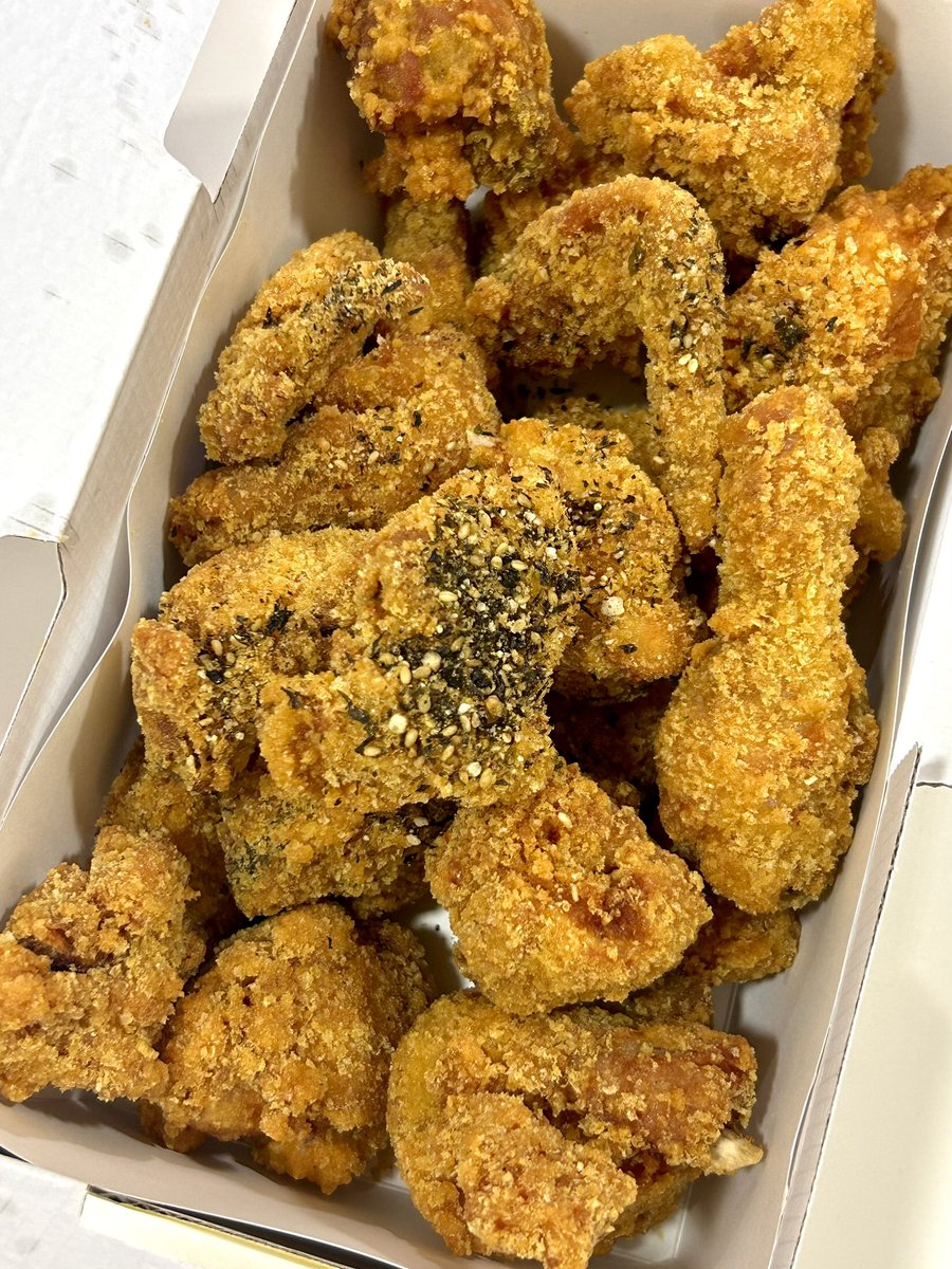 애햄이 밥 tweet media