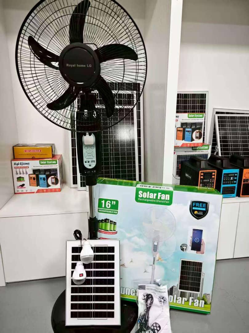sasive247's tweet photo. @Teeniiola Dm is open for those interested in buying solar Fan 

12h of speed 
2 solar light 
1 panal https://t.co/QATfFJtyI9