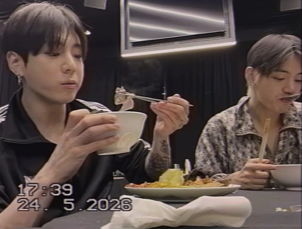 taekook 𑣲𝒌⁷ tweet media