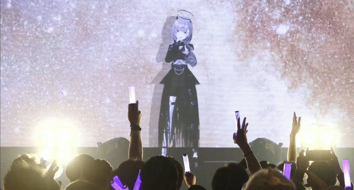hazelowsla's tweet photo. 群衆の中でるきふぁーずのペンライトがすぐに見つかるのが、本当に気に入っています 
#あかつきるき #VackON https://t.co/vjjm1ZT9H2