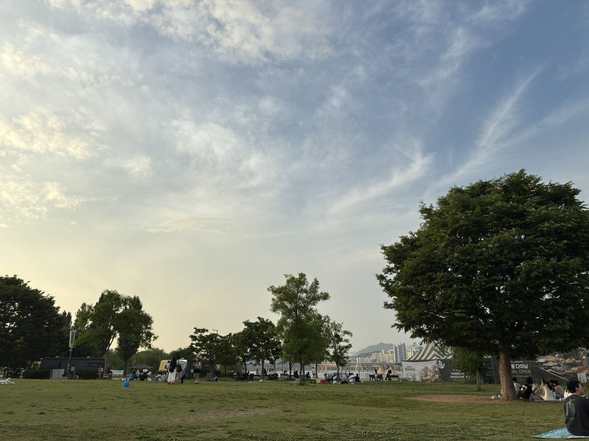 퐁 tweet media