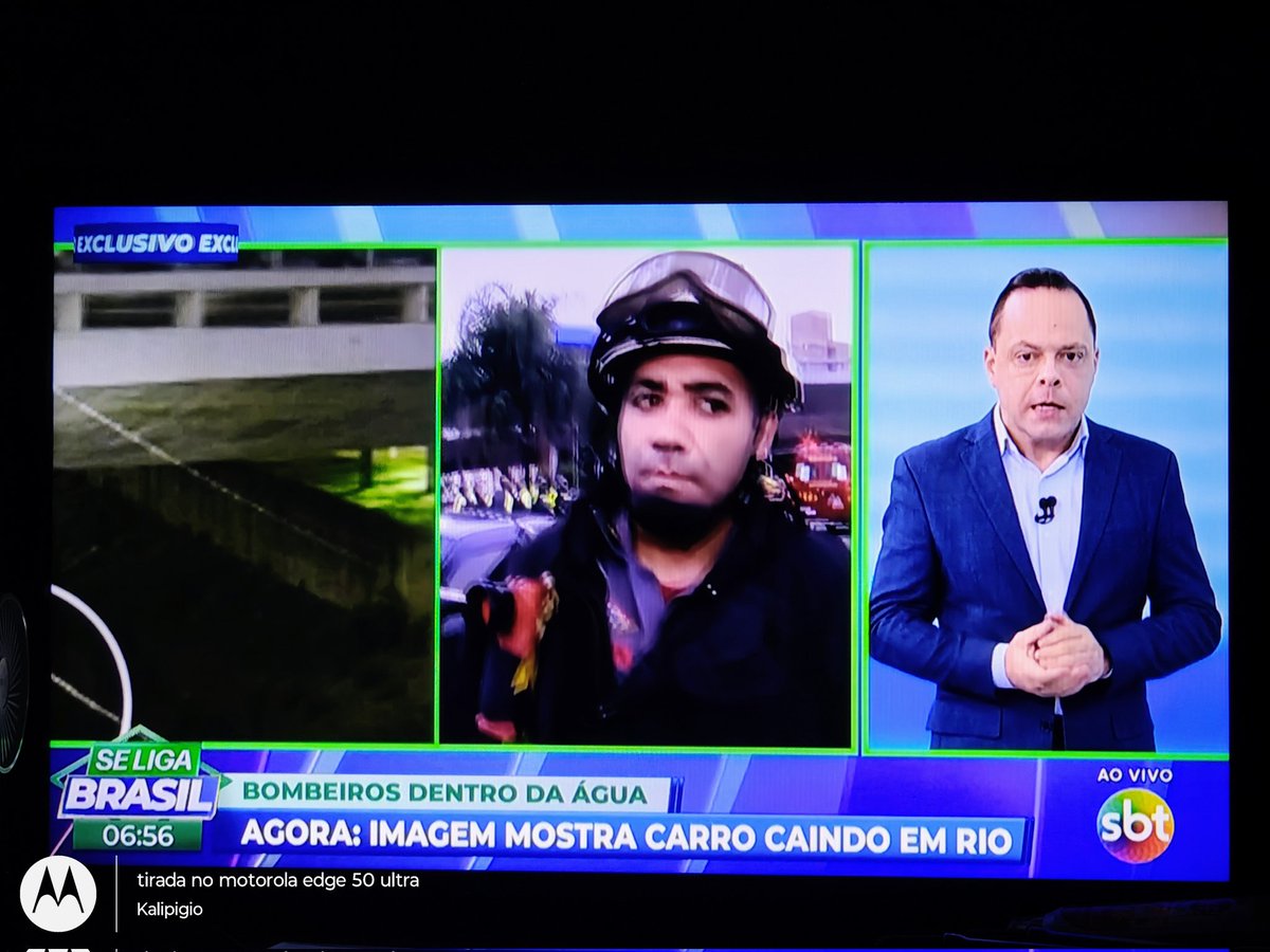 Kalipigio's tweet photo. @SBTonline Impressionante o despreparo desses apresentadores e repórteres, um diz: "com aproximação do zoom" (redundância) o outro solta várias pérolas: "vai entrar dentro da água", "os mergulhadores vão ficar na água para dar suporte para quem está fora?" https://t.co/DBbt2zdgWI