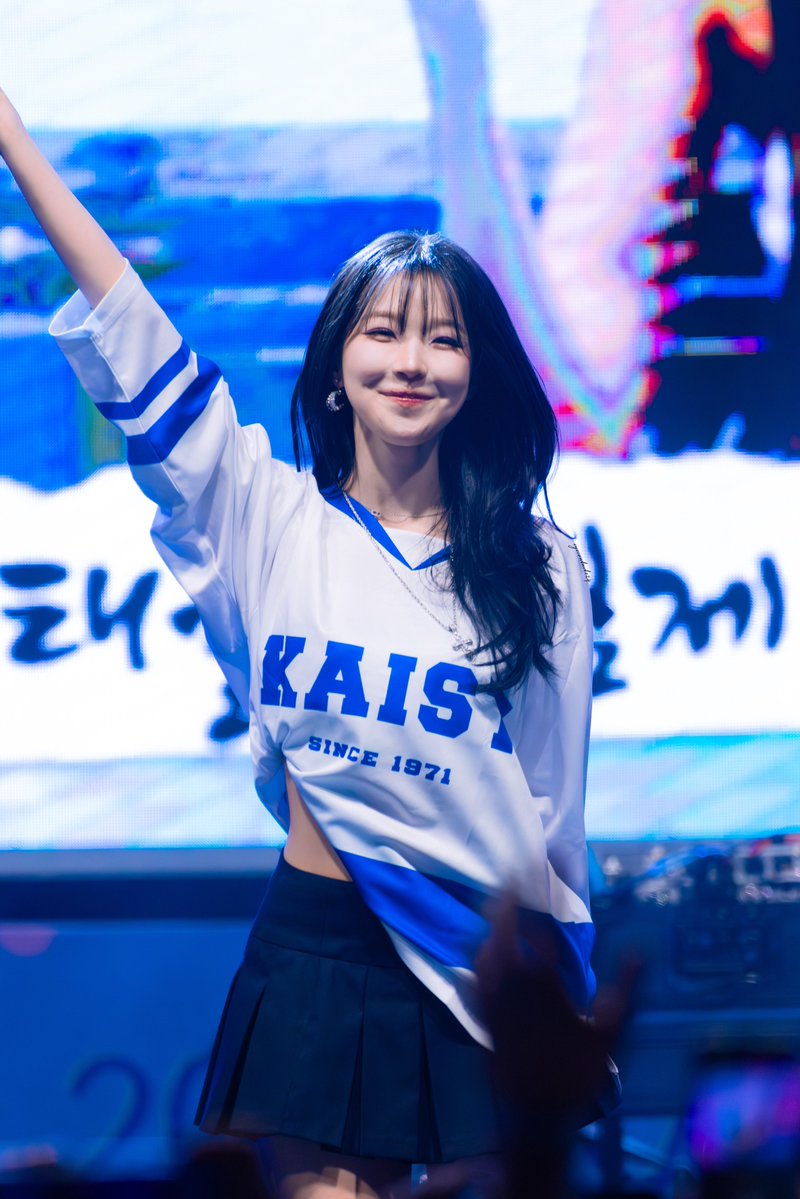 눈맞춤 tweet media