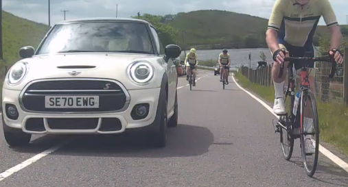 cyclingglasgow1's tweet photo. There is always one #Closepass #upride SE70 EWG https://t.co/arKDDM2kxf