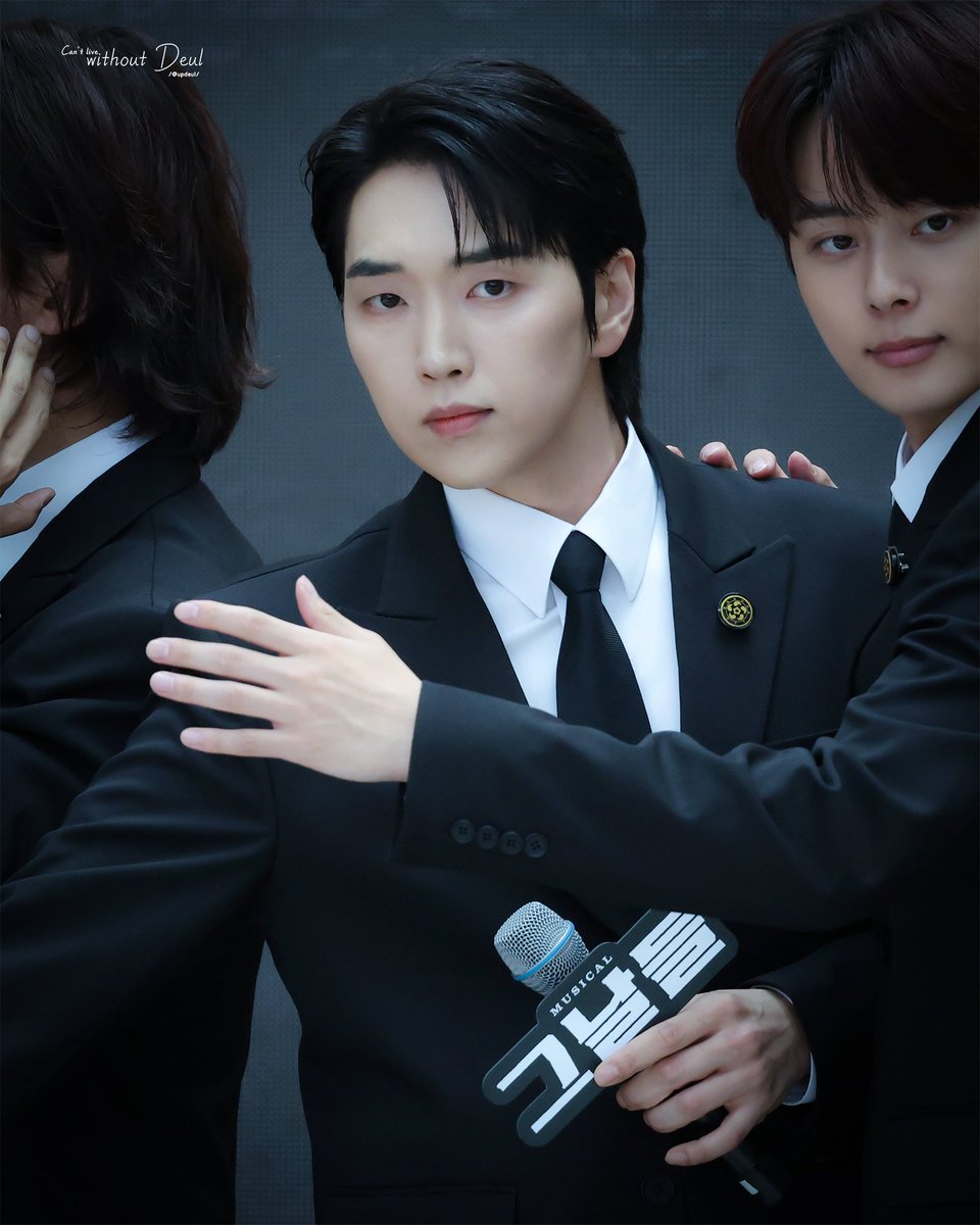 산들이없이산들 tweet media