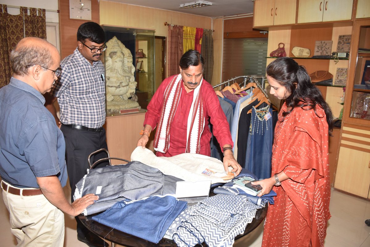 Central Silk Board Ministry of Textiles tweet media