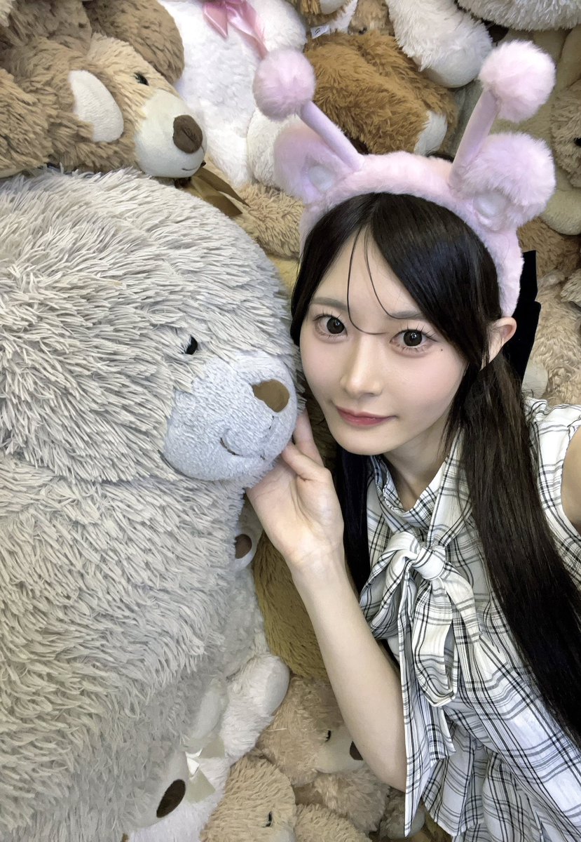BH___nene's tweet photo. 出勤しました！@andlove_akb https://t.co/sY5JdPBXRF