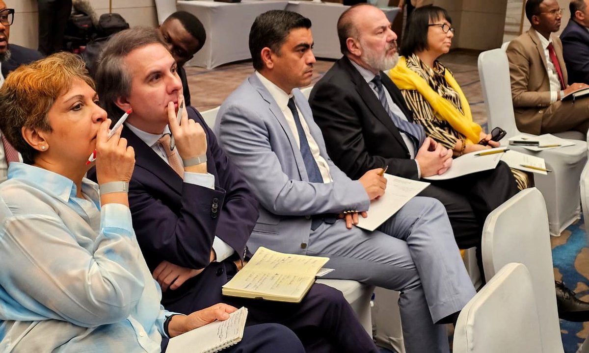 SLOinETH's tweet photo. A week before the #GeneralElections in Ethiopia 🇪🇹; The National Election Board of Ethiopia #NEBE briefed the diplomatic community in #AddisAbaba on the organization and preparation of the election day, including the main challenges. https://t.co/rTxP9cE3w0