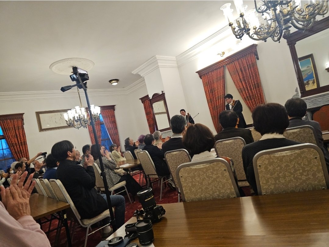 香山リカ tweet media