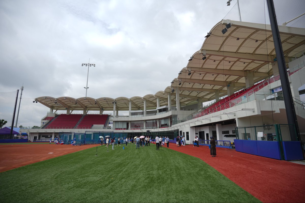 wangdanpeng's tweet photo. Zhongshan International Baseball Center：fun for all ages with sports and wonderful events.
#ICIF2026
#BaseballFunForAllAges
#FamilyLeisureSports
#ChinaBaseball
#ChineseSportsCulture https://t.co/AUsurNJzJj