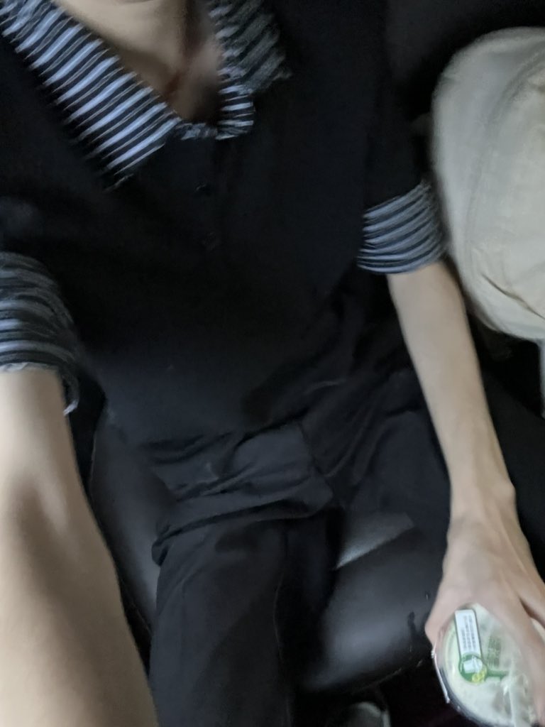 梦里见^ tweet media