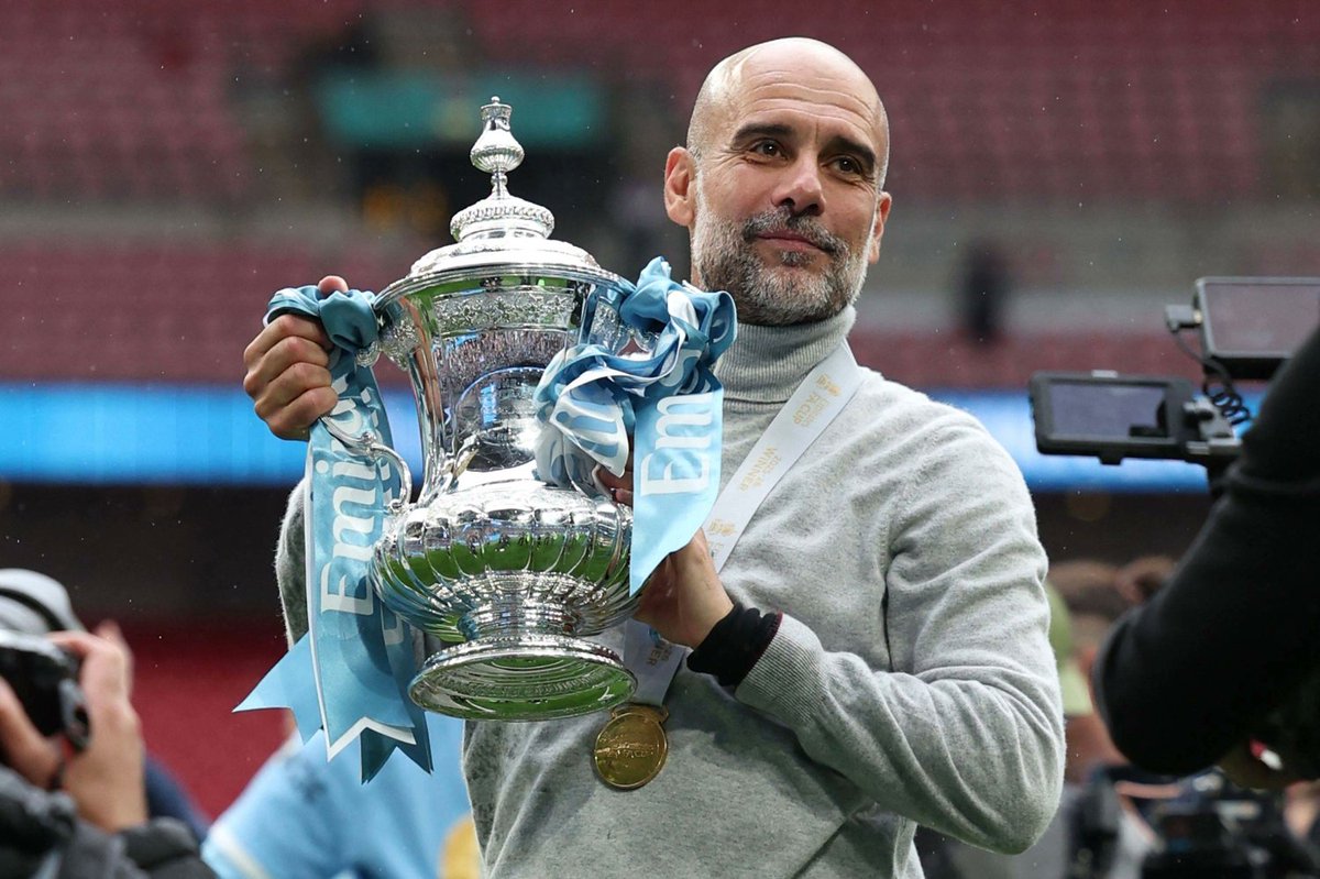 RetroMCFC's tweet photo. (THREAD)

EVERY #ManCity goal scored under Pep Guardiola. 

10 seasons. 10 videos. 1 Manager. https://t.co/ZxTzFDVU4n